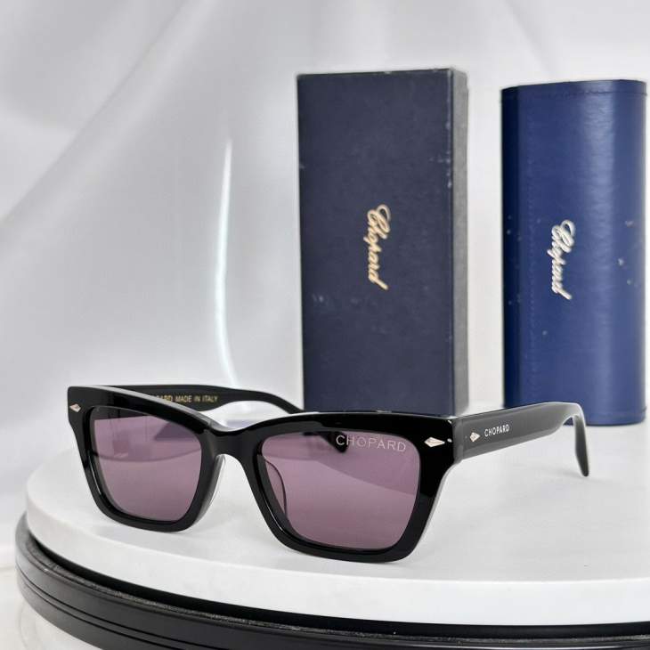 Picture of Chopard Sunglasses _SKUfw64378437fw